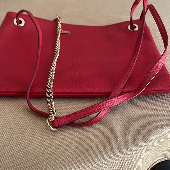 Red Pebble Leather Bag - Picture 6 of 7